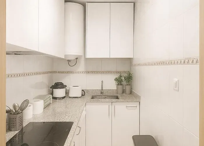 Familiar En Fenals, Santa Clotilde *