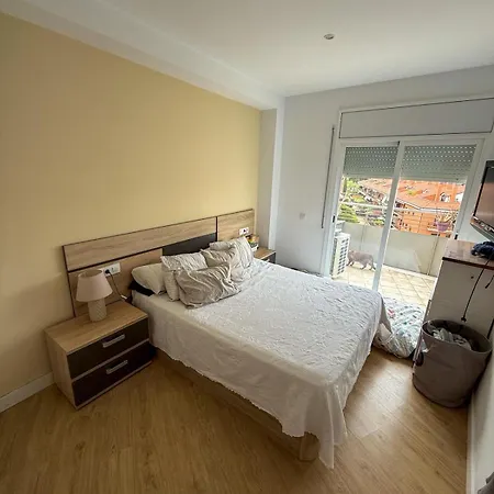 Familiar En Fenals, Santa Clotilde *